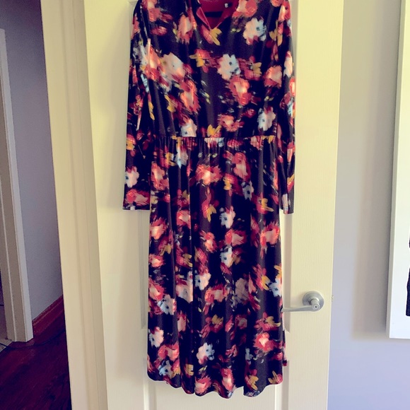 🇨🇦 Beautiful high low dress - Canada made - Picture 2 of 8